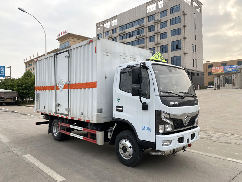 雜項(xiàng)危險(xiǎn)物品廂式運(yùn)輸車，廂式運(yùn)輸車，楚勝汽車集團(tuán)